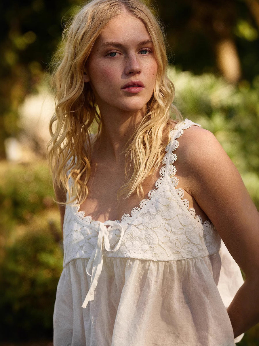 CLARA LACE TOP